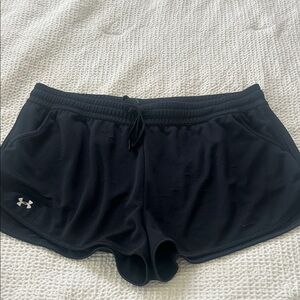 Under Armour Women's Black Athletic Training Shorts with Pockets Sz XL